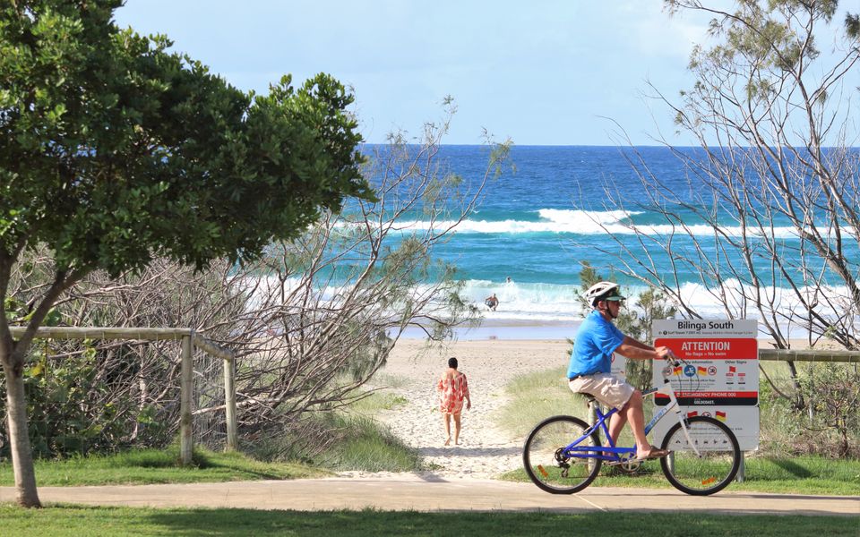 San Simeon 4 – Ground Floor, Absolute Beachfront Tugun – Min. 3 night stays!