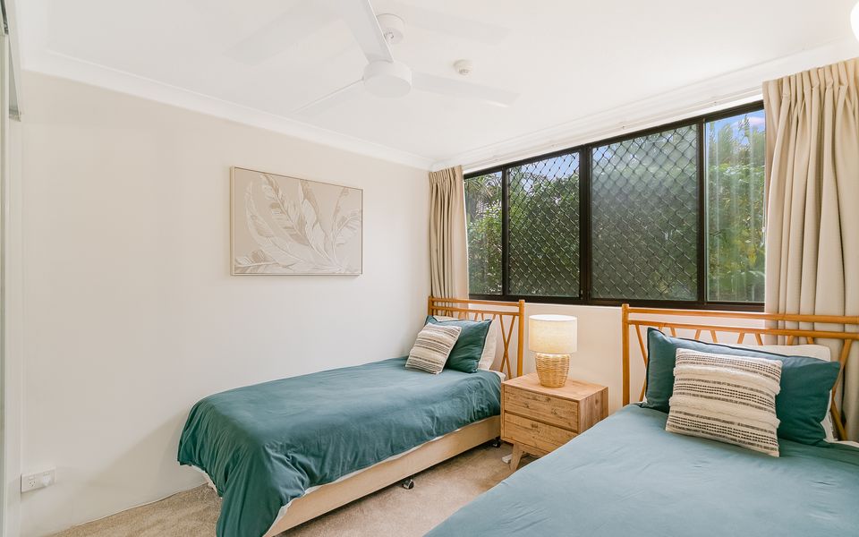 San Simeon 4 – Ground Floor, Absolute Beachfront Tugun – Min. 3 night stays!