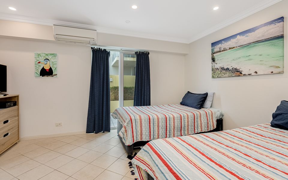 Aqua Solai 1 – Absolute Beachfront Tugun – Min. 3 Night Stays!