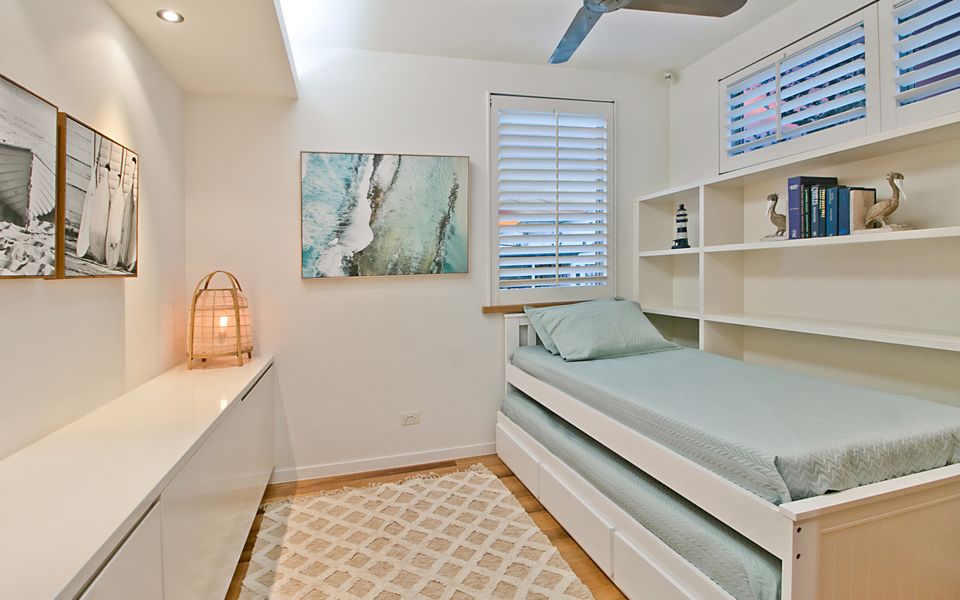 Beachfront Bliss – Absolute Beachfront Luxury Palm Beach – Linen Provided