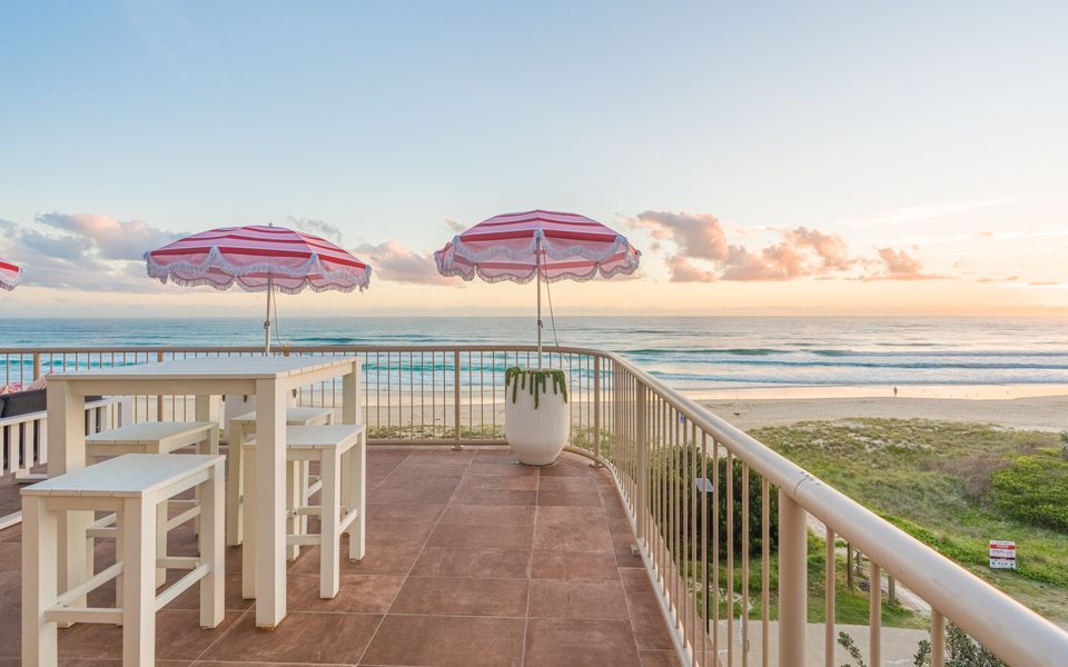 Seacrest 9 – Absolute Beachfront Tugun – Linen Provided!