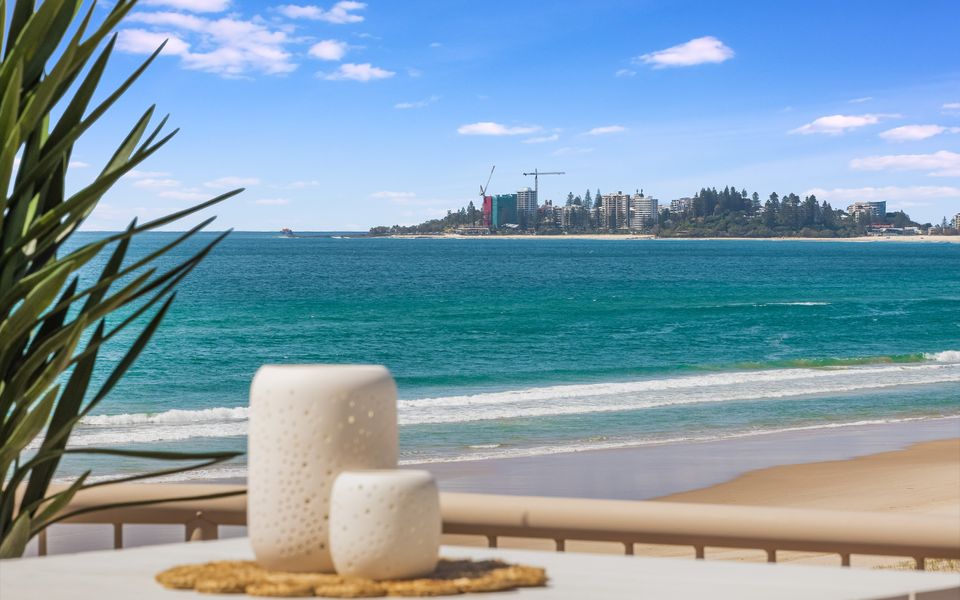 Seacrest 9 – Absolute Beachfront Tugun – Linen Provided!