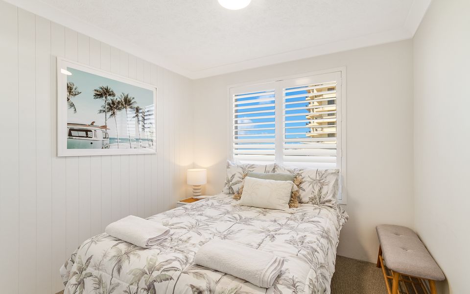 Seacrest 9 – Absolute Beachfront Tugun – Linen Provided!