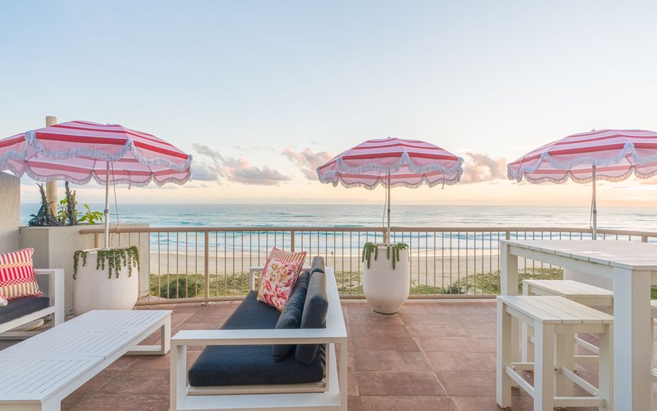 Seacrest 9 – Absolute Beachfront Tugun – Linen Provided!