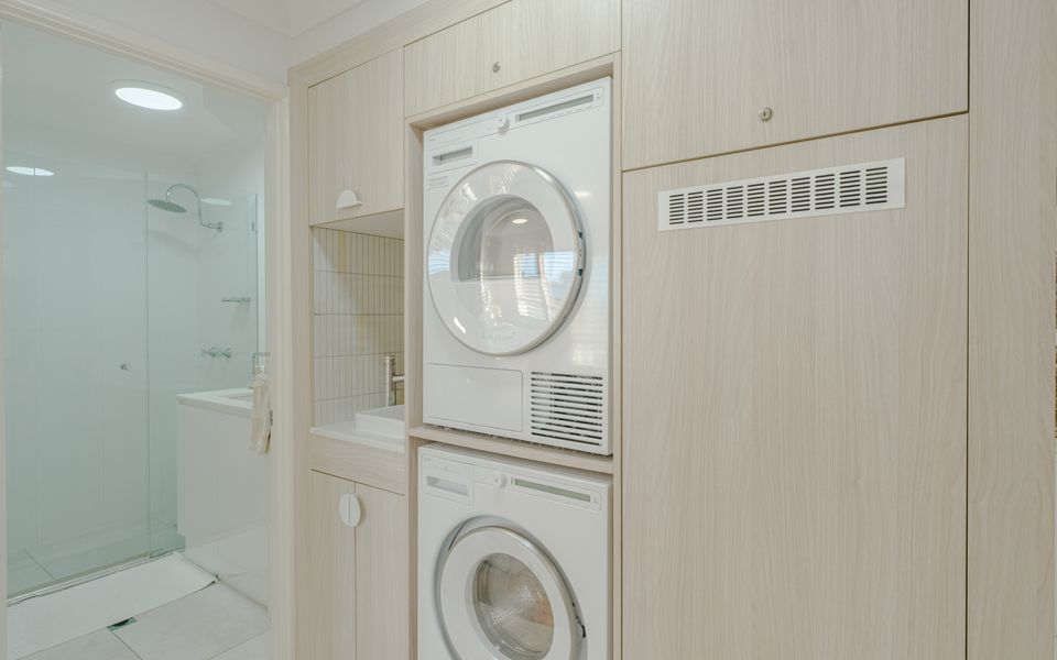 Seacrest 9 – Absolute Beachfront Tugun – Linen Provided!