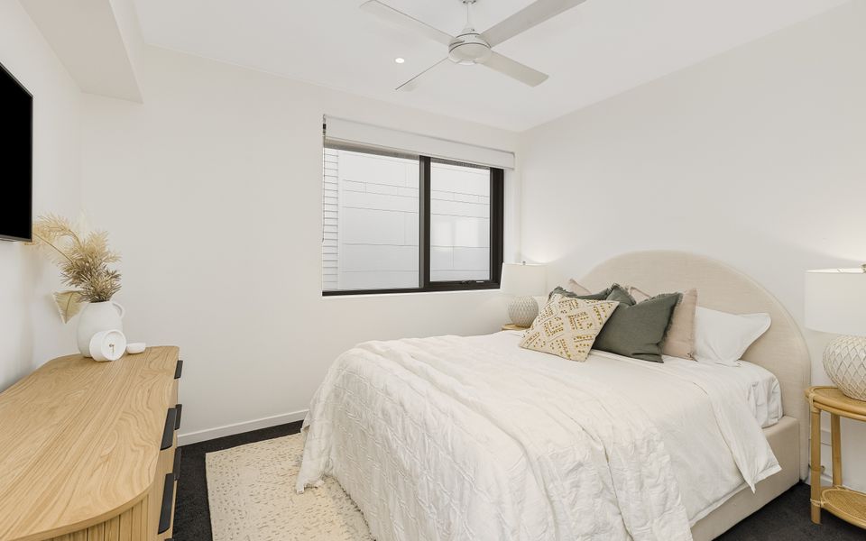 Escape 201 – Beachfront Luxury in Bilinga/ North Kirra – Linen Provided