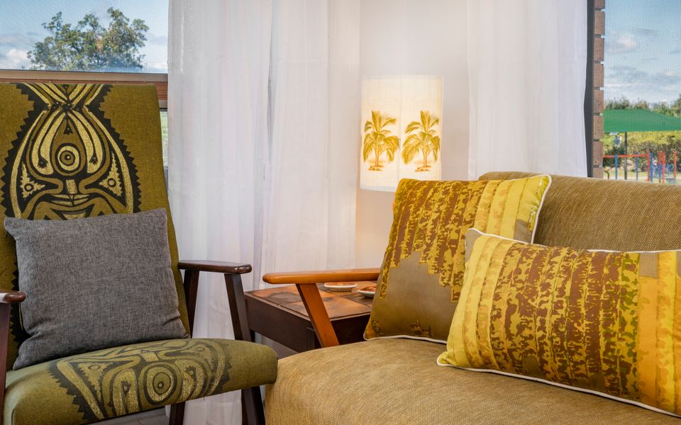 Lou’s Tiki Pad – Beachfront Bilinga / North Kirra – Min. 2 Night Stays!