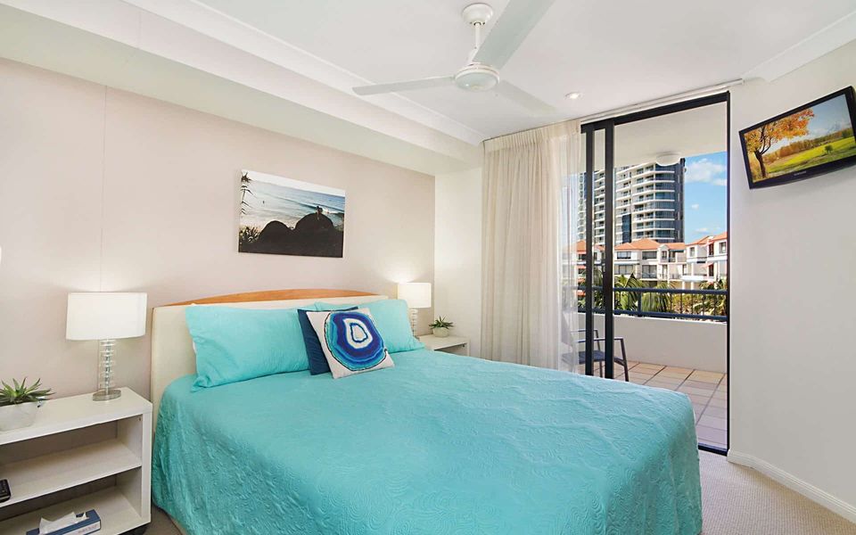 Calypso Plaza 419 – Coolangatta Beachfront – Min. 3 Night Stays!