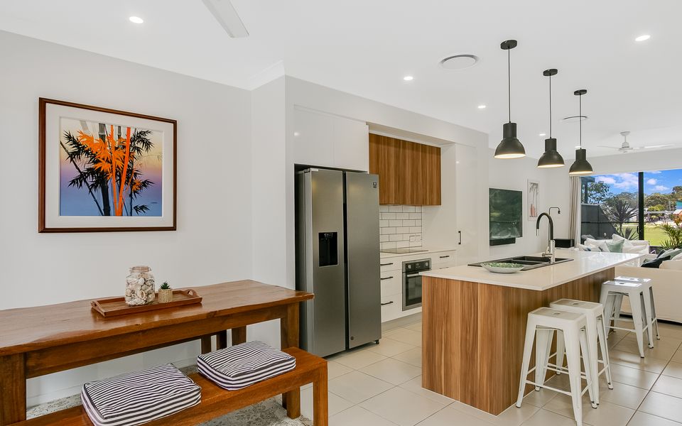 The Villa at Fraser Cove – Modern Pet Friendly Villa – Min. 3 Night Stays!