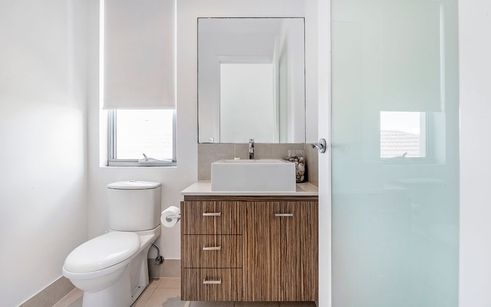 Palm Salt – Pet Friendly Beachside Villa in Palm Beach – Linen Provided – Min. 3 Night Stays!