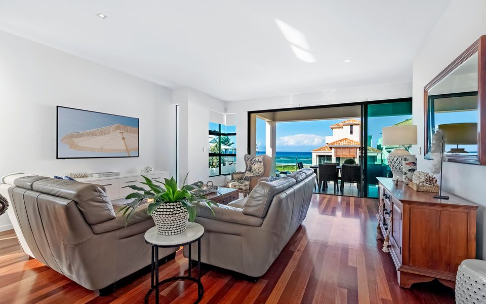 Palm Salt – Pet Friendly Beachside Villa in Palm Beach – Linen Provided – Min. 3 Night Stays!