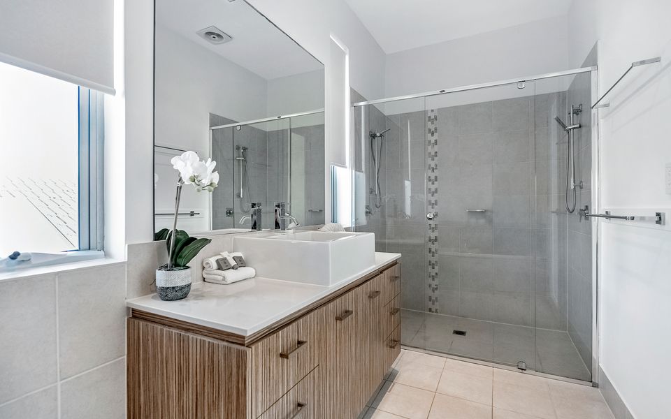 Palm Salt – Pet Friendly Beachside Villa in Palm Beach – Linen Provided – Min. 3 Night Stays!