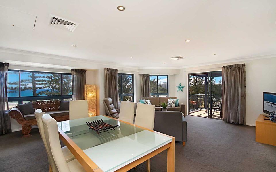 Calypso Plaza 403 – Coolangatta Beachfront