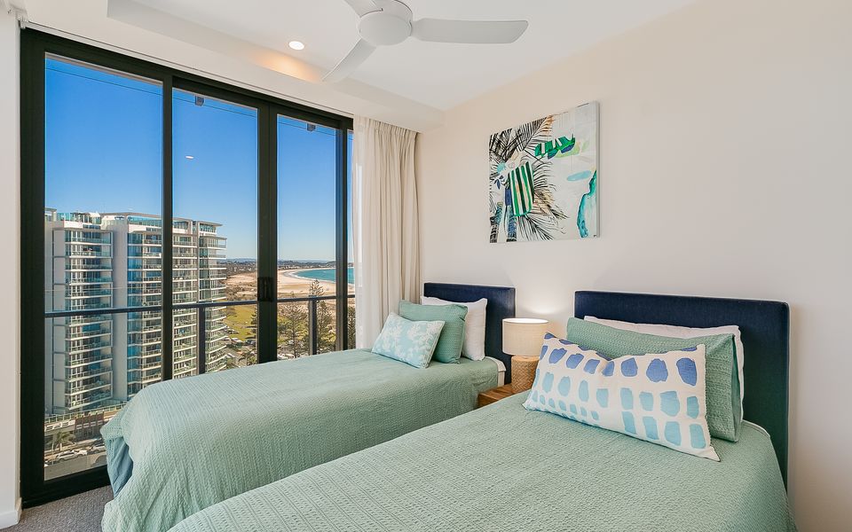 X Kirra Beach Apartment 1302 – Modern & Luxurious – Min. 3 Night Stays