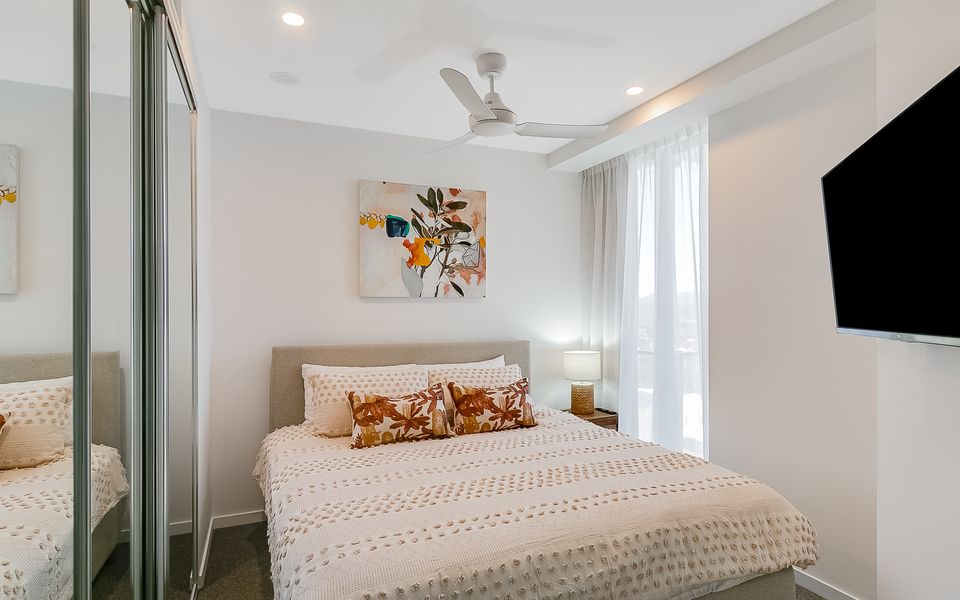 X Kirra Beach Apartment 1302 – Modern & Luxurious – Min. 3 Night Stays