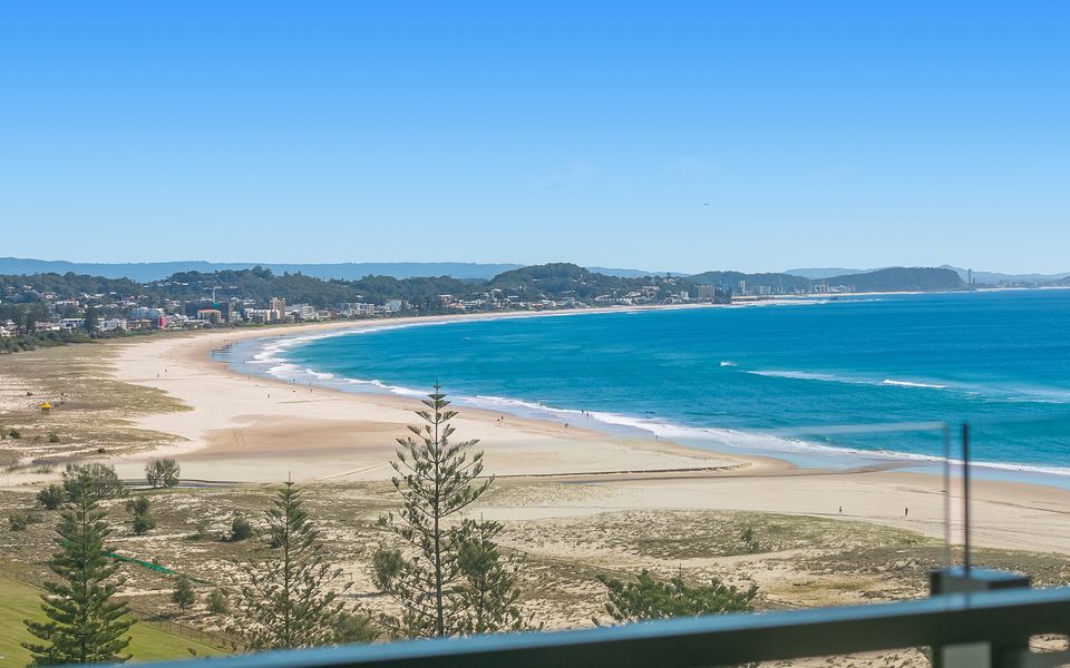 X Kirra Beach Apartment 1302 – Modern & Luxurious – Min. 3 Night Stays