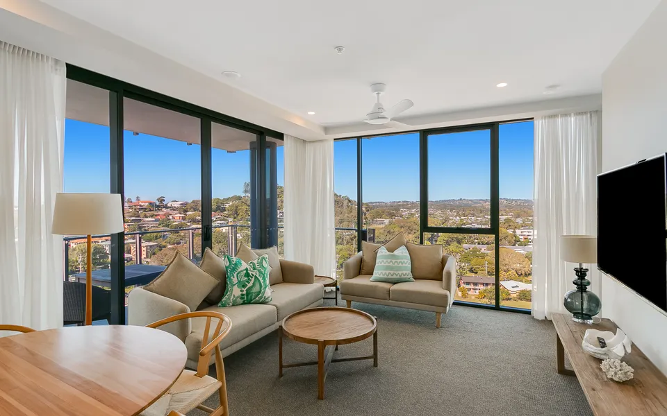 X Kirra Beach Apartment 1302 – Modern & Luxurious – Min. 3 Night Stays