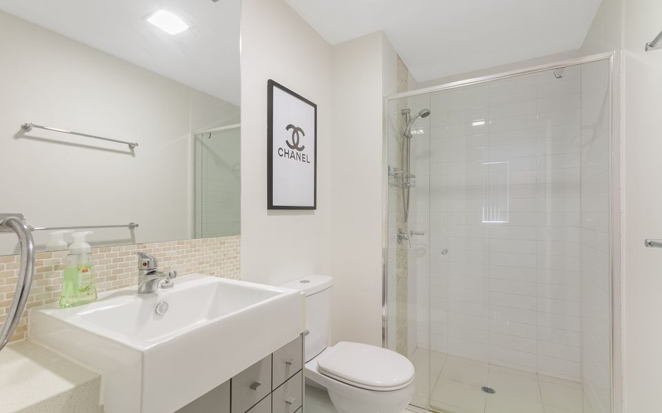 Pavilions Apartment 2207 – Palm Beach – Min. 3 Night Stays!