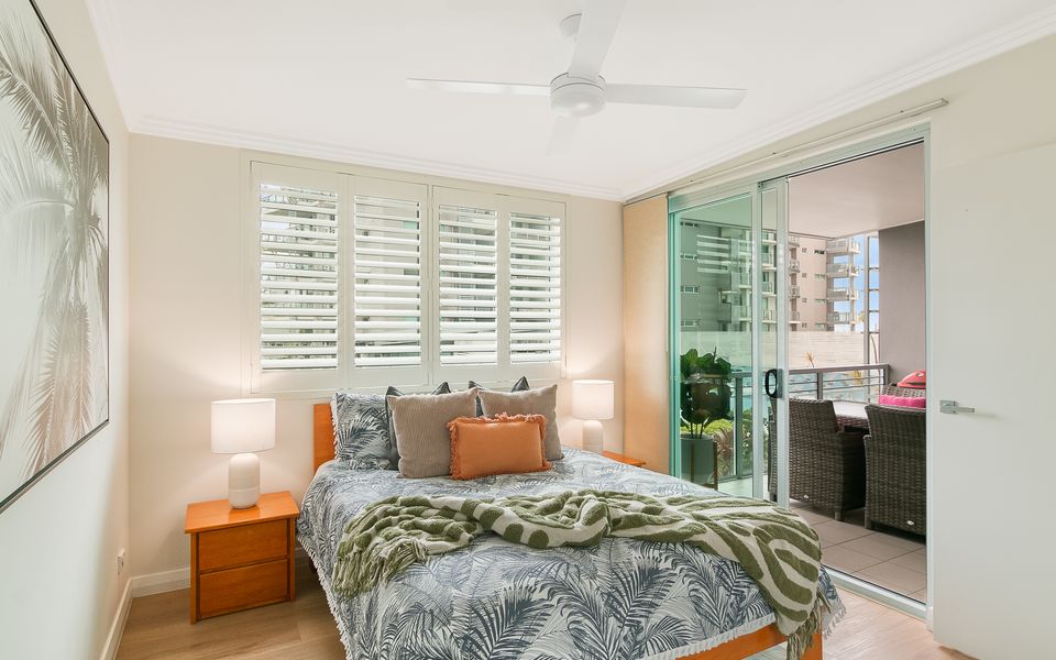 Pavilions Apartment 2207 – Palm Beach – Min. 3 Night Stays!