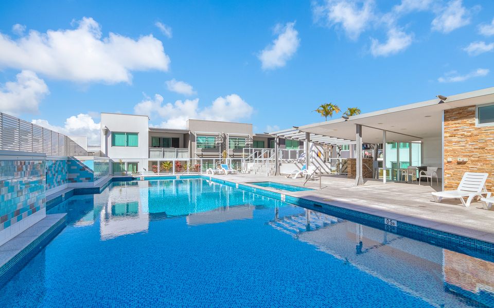 Pavilions Apartment 2207 – Palm Beach – Min. 3 Night Stays!