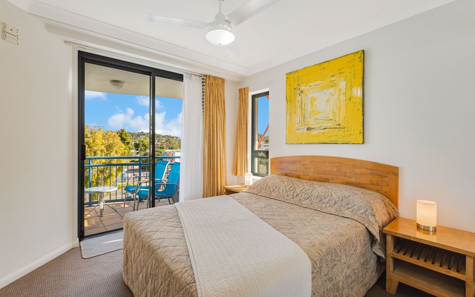 Calypso Plaza Unit 220 – Coolangatta Beachfront – Min. 3 Night Stays!