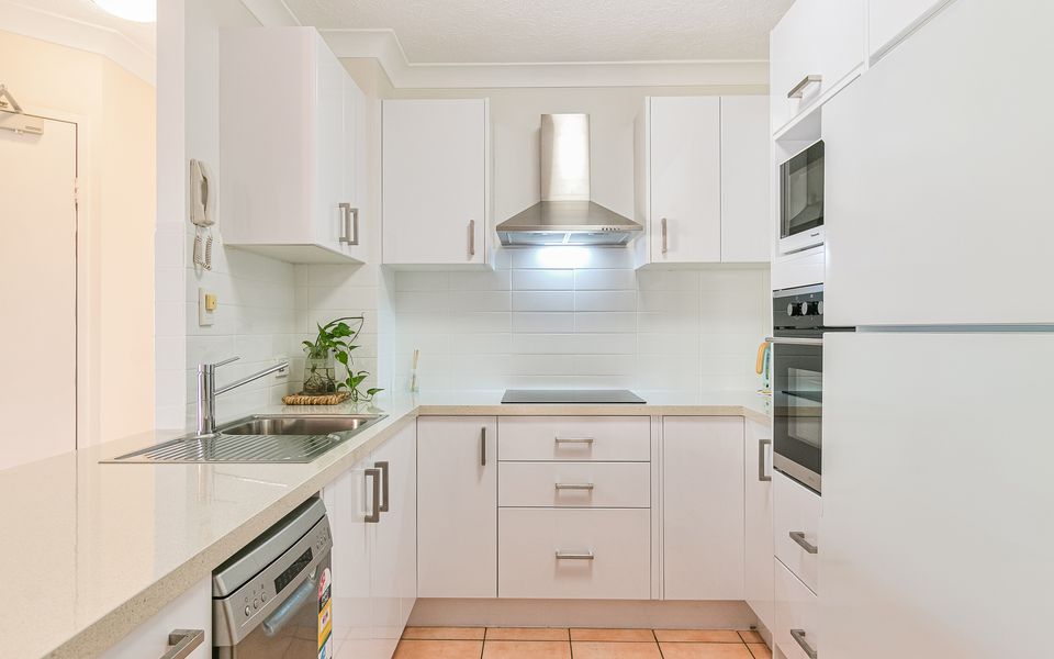 Sunrise Sea 8 – In the Heart of Coolangatta – Min. 3 Night Stays!