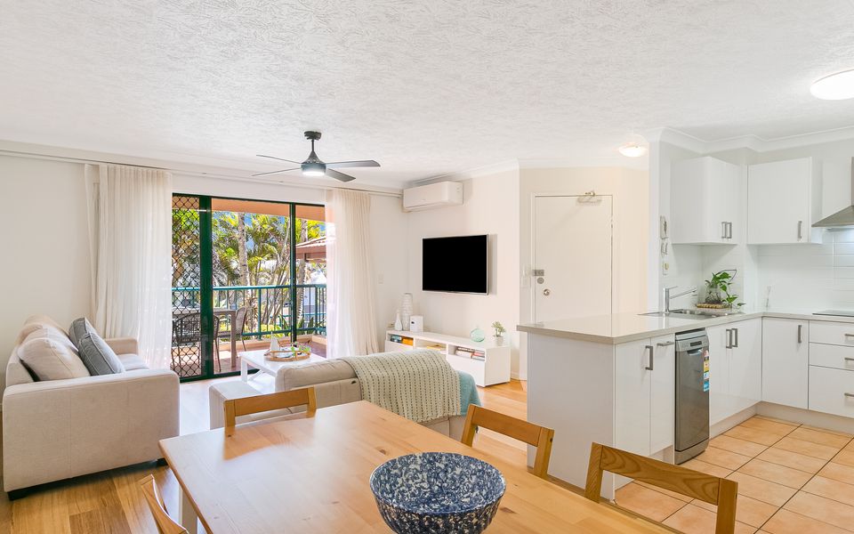 Sunrise Sea 8 – In the Heart of Coolangatta – Min. 3 Night Stays!