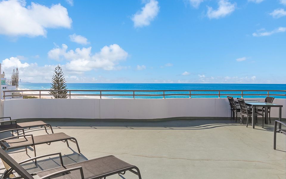 San Simeon 47 – Absolute Beachfront Tugun – Min. 3 Night Stays!