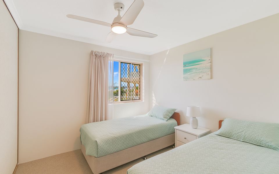 Pacific Gables 1 – Absolute Beachfront Tugun – Linen Provided – Min. 3 Night Stays!