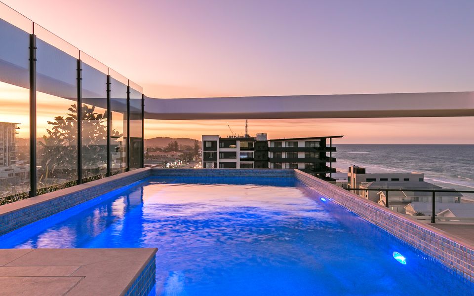 Village 305 – Palm Beach Luxury – 3 Night Stays – Linen Provided!