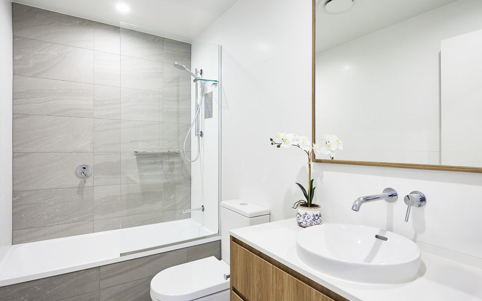 Village 305 – Palm Beach Luxury – 3 Night Stays – Linen Provided!