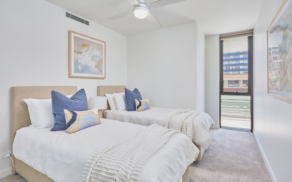 Village 305 – Palm Beach Luxury – 3 Night Stays – Linen Provided!