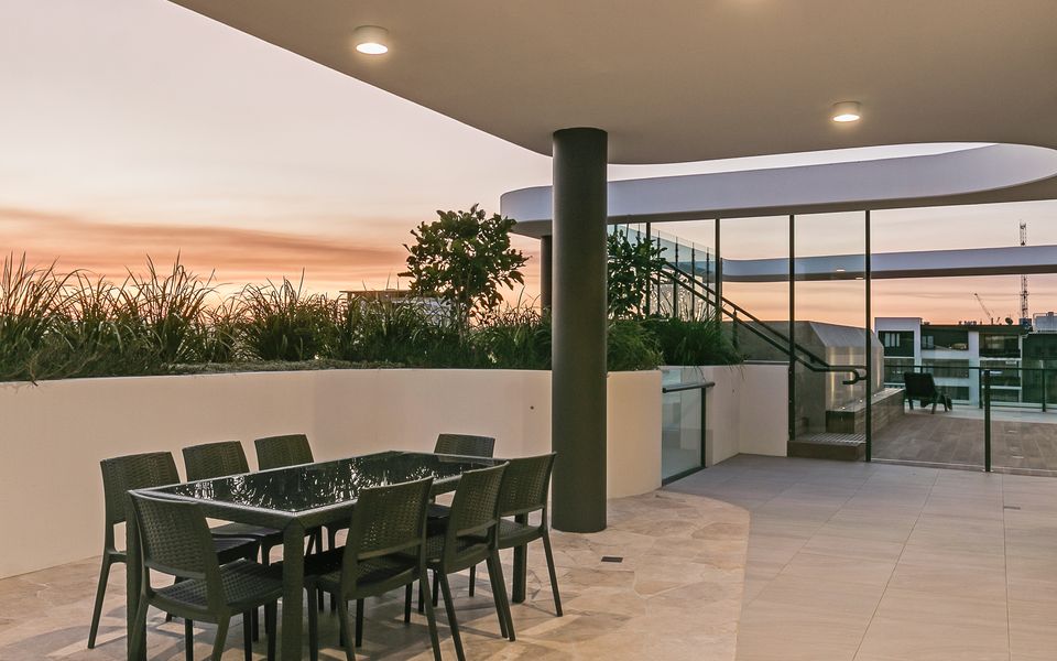 Village 305 – Palm Beach Luxury – 3 Night Stays – Linen Provided!