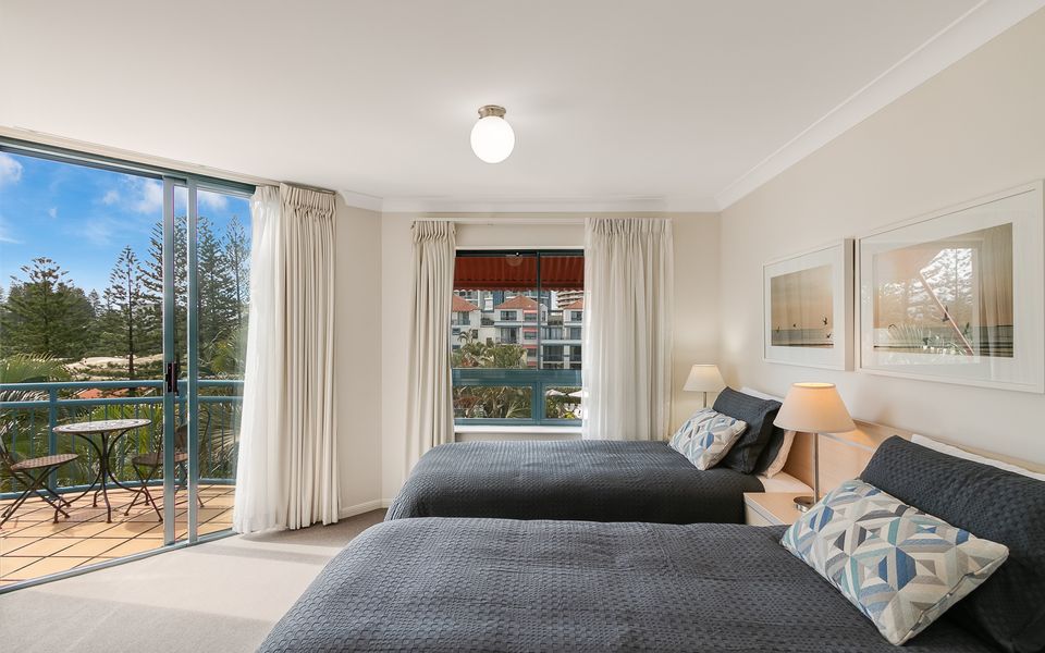 Calypso Plaza 407 – Coolangatta Beachfront – Min. 3 Night Stays!