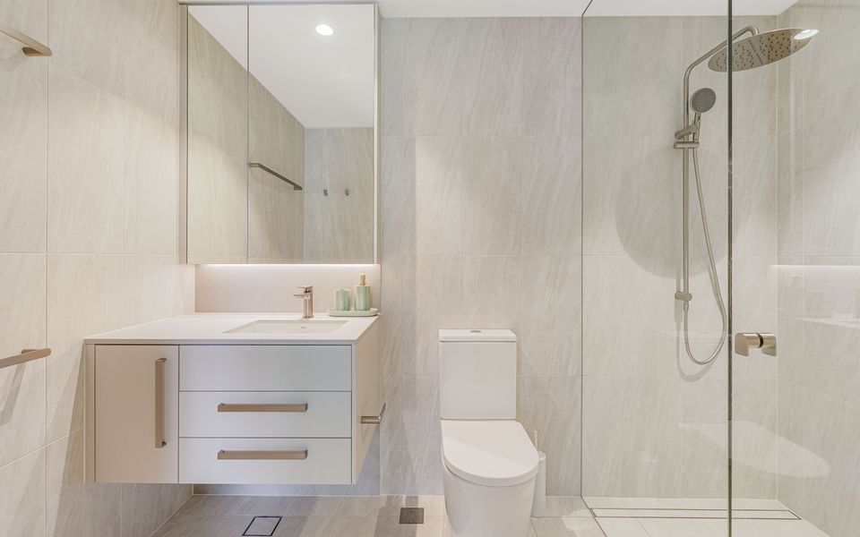 Miles at Kirra Point 303 – Luxury Kirra Beachfront – Linen Provided – Min. 2 Night Stays!