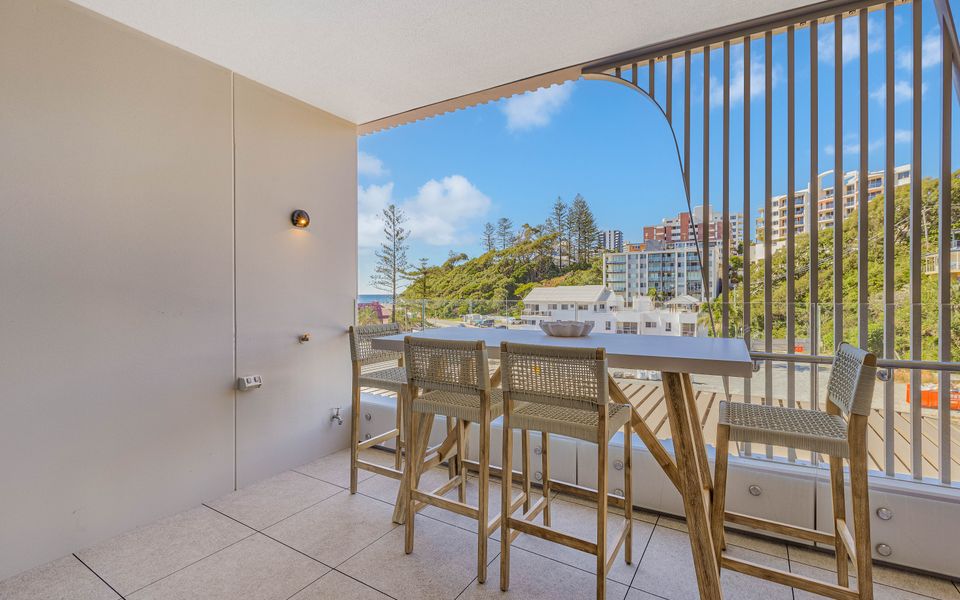 Miles at Kirra Point 303 – Luxury Kirra Beachfront – Linen Provided – Min. 2 Night Stays!
