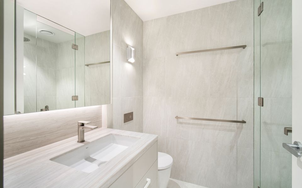 Miles at Kirra Point 1406 – Luxury Sub Penthouse on Kirra Beachfront – Linen Provided