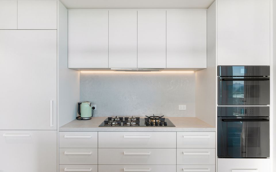 Miles at Kirra Point 1406 – Luxury Sub Penthouse on Kirra Beachfront – Linen Provided