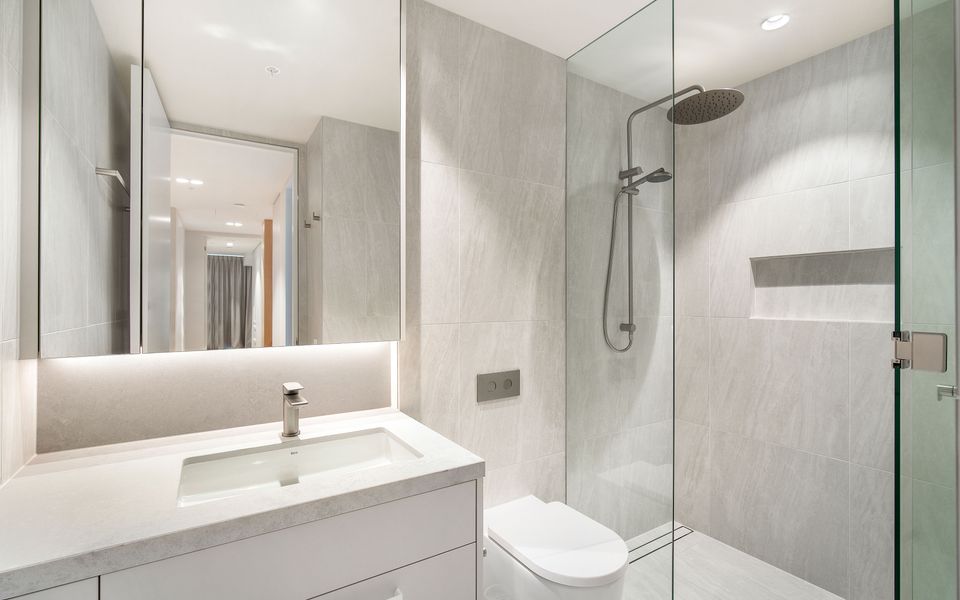 Miles at Kirra Point 1406 – Luxury Sub Penthouse on Kirra Beachfront – Linen Provided