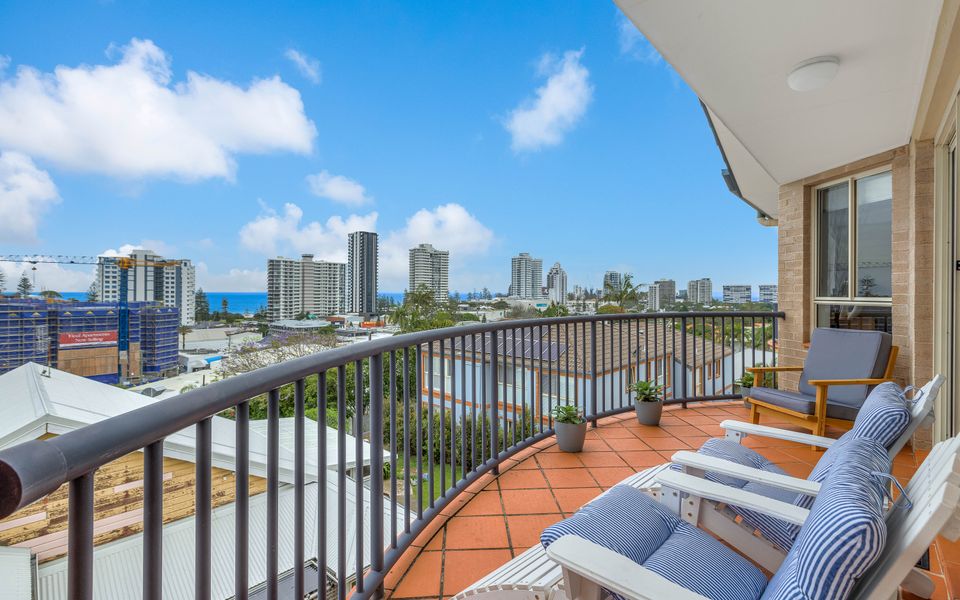 Ocean Vista 7 – Contemporary Central Coolangatta – Min. 3 Night Stays