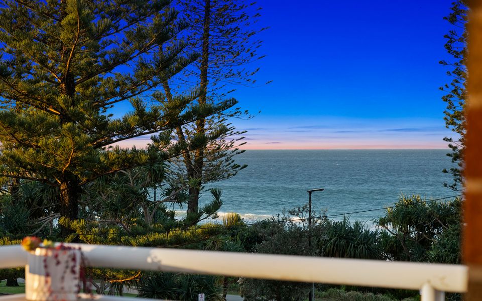 The Dune Apartments 6 – Tugun Beachside – Min. 3 Night Stays