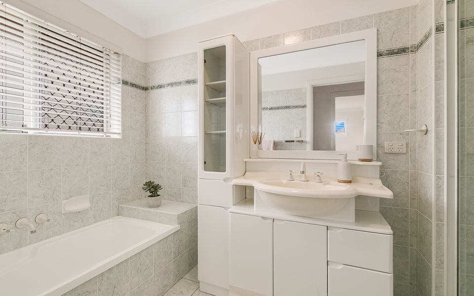 The Dune Apartments 6 – Tugun Beachside – Min. 3 Night Stays