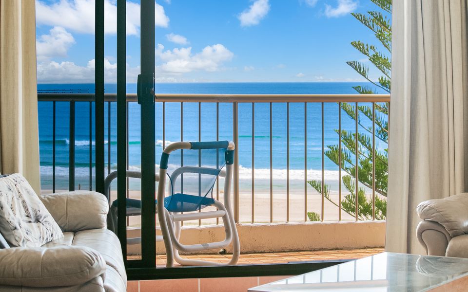 Porta Pacifique 23 – Beachfront Bilinga – Min. 3 Night Stays