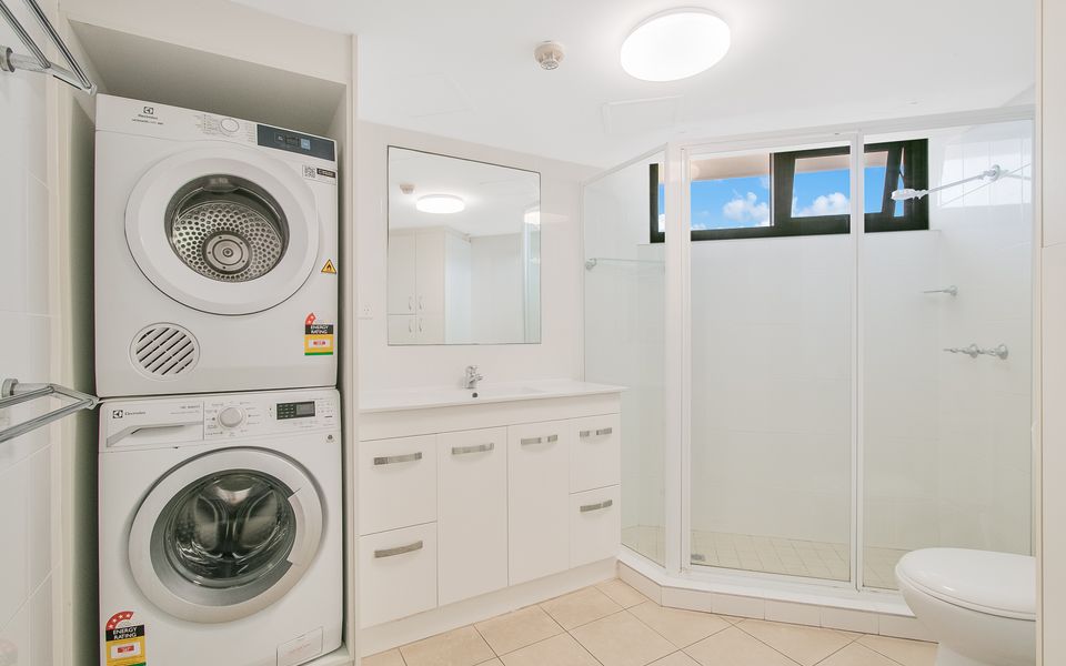 Porta Pacifique 23 – Beachfront Bilinga – Min. 3 Night Stays