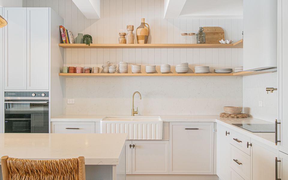 Joy Apartment 3 – Luxurious Apartment in the Heart of Coolangatta – Min. 3 Night Stays – Linen Provided