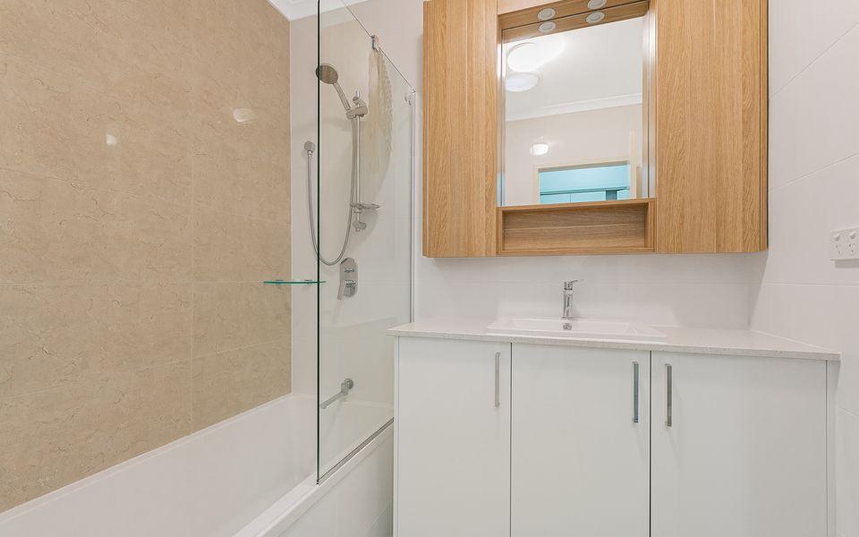 Boardwalk Pacific 8 – Beachfront Bilinga – Min. 3 Night Stays!