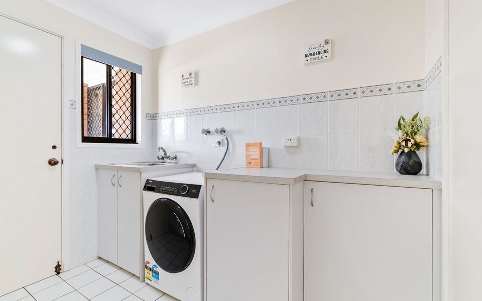 Tweed Escape – Riverfront Pet Friendly Escape – Linen Provided – Min. 3 Night Stays