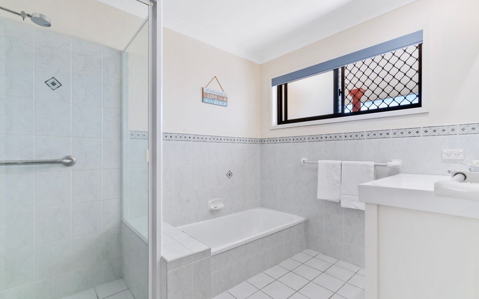 Tweed Escape – Riverfront Pet Friendly Escape – Linen Provided – Min. 3 Night Stays