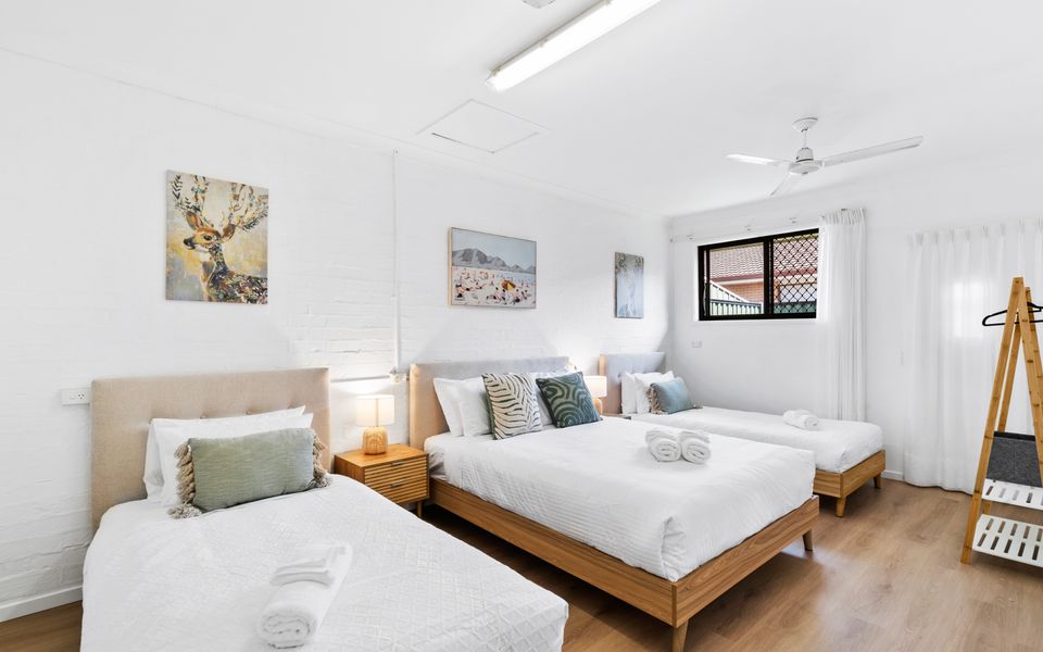 Tweed Escape – Riverfront Pet Friendly Escape – Linen Provided – Min. 3 Night Stays