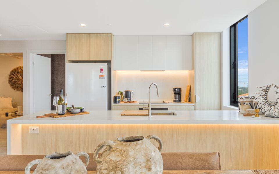 Sol 701 – Coolangatta / Kirra Luxury – Linen Provided – Min. 3 Night Stays